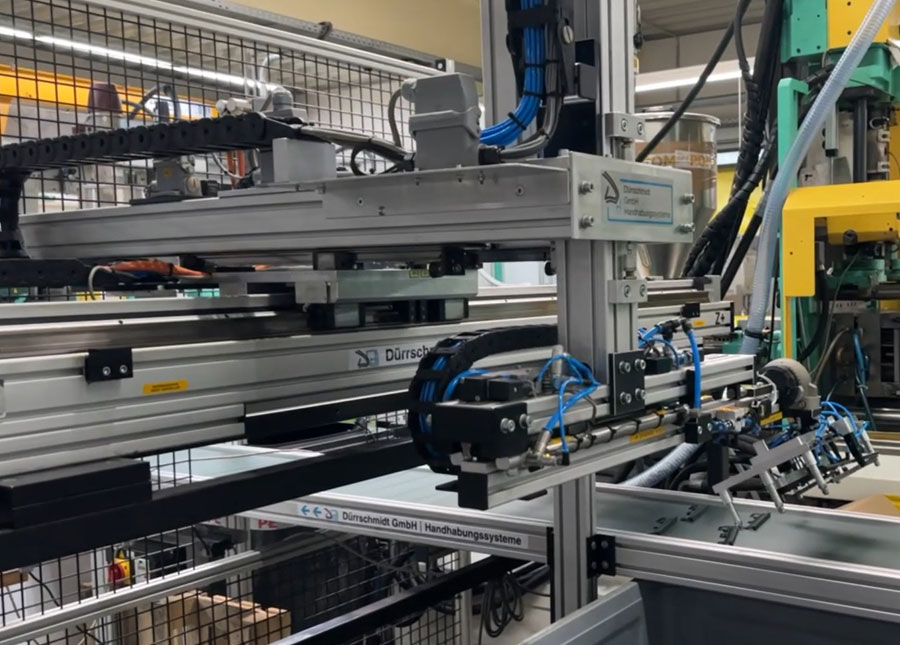 Roboter & Anlagenbau